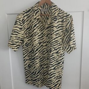 Men's Everlane Poplin Zebra Print Shirt - Black and Yellow